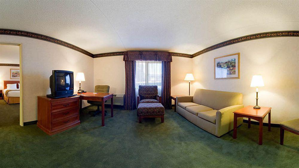 Holiday Inn Express Hotel & Suites Pittsburgh Airport By Ihg Robinson Township Quarto foto