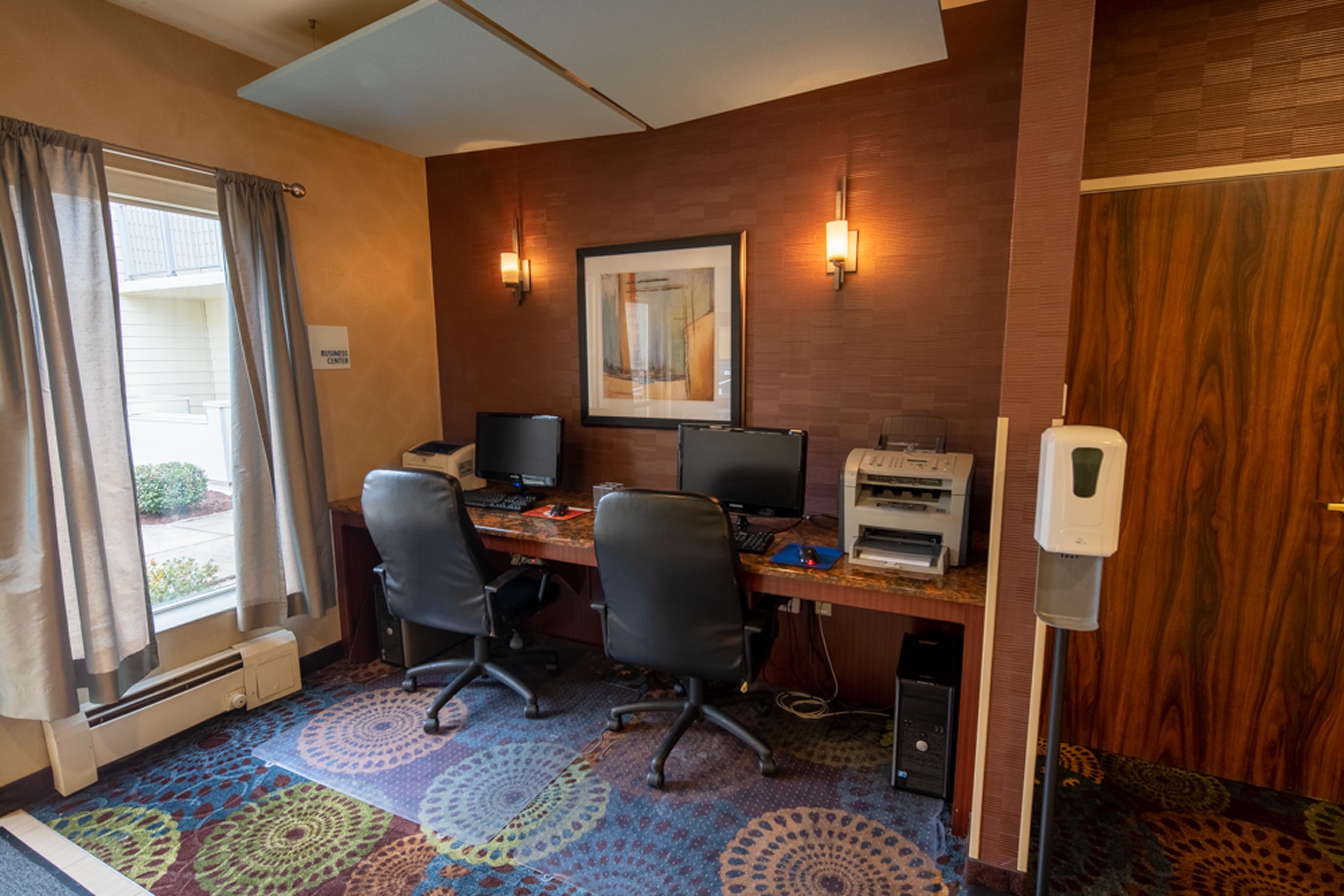 Holiday Inn Express Hotel & Suites Pittsburgh Airport By Ihg Robinson Township Exterior foto